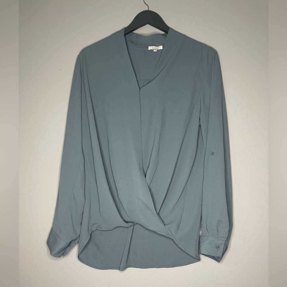 Pleione Blue cross front blouse Size L
